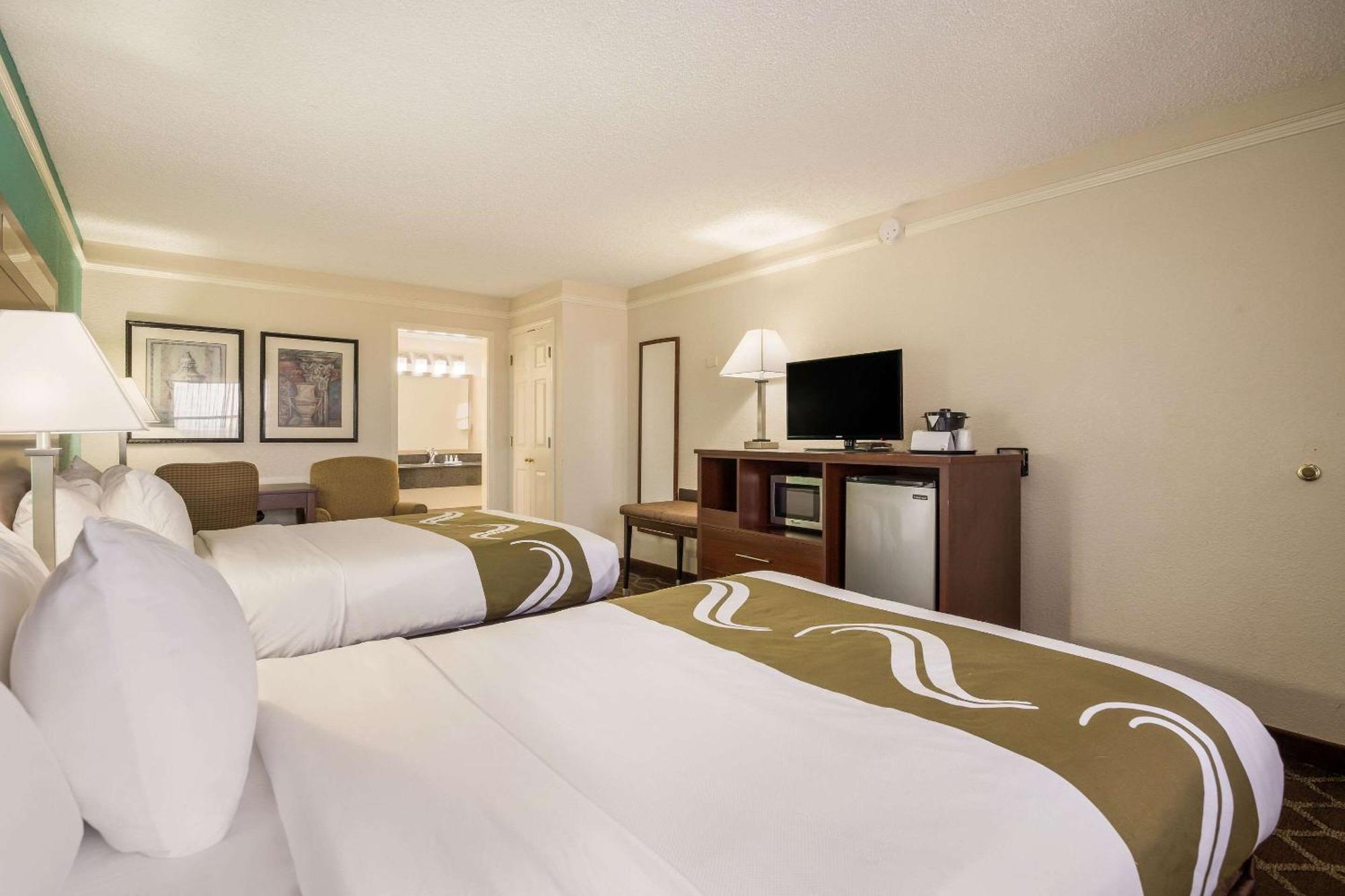 Double Room with Two Double Beds - Non-Smoking,1546396912:JPEG