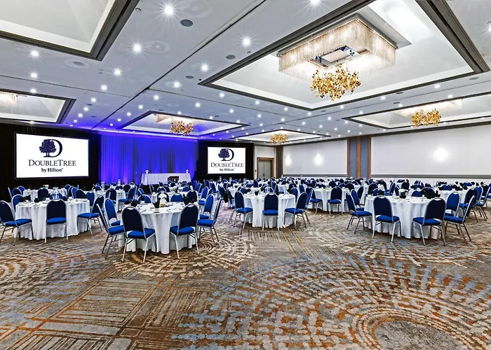 Boutique hotel only: Doubletree By Hilton Tulsa - Warren Place