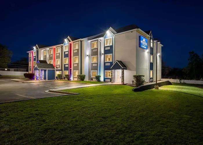 Motel: Microtel Inn & Suites By Wyndham Tulsa - Catoosa Route 66